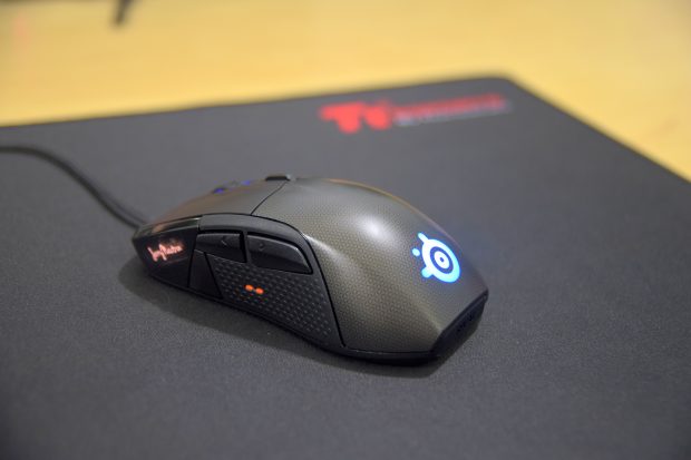 SteelSeries Rival 700