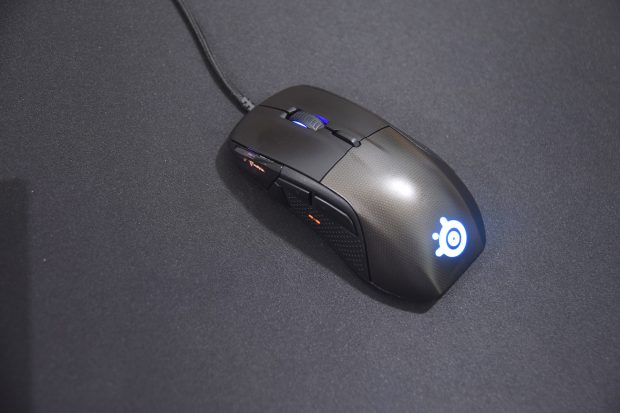 SteelSeries Rival 700